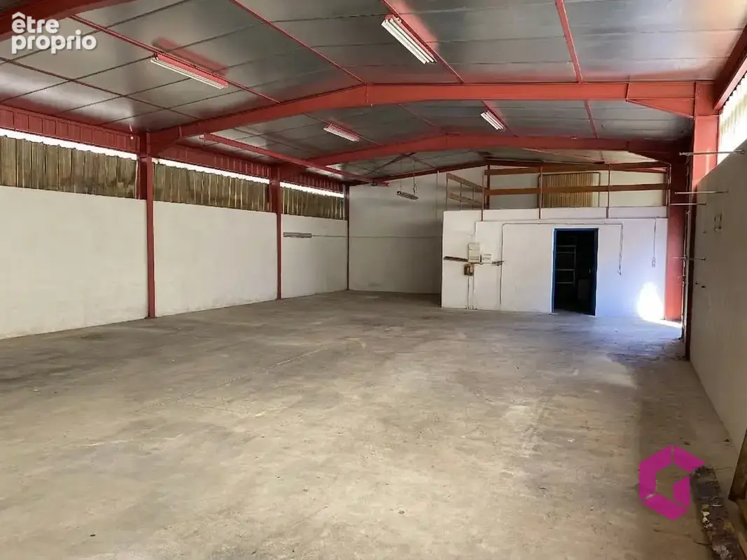 MAISON 161 m2 - avec hangar indépendant. - photo 13