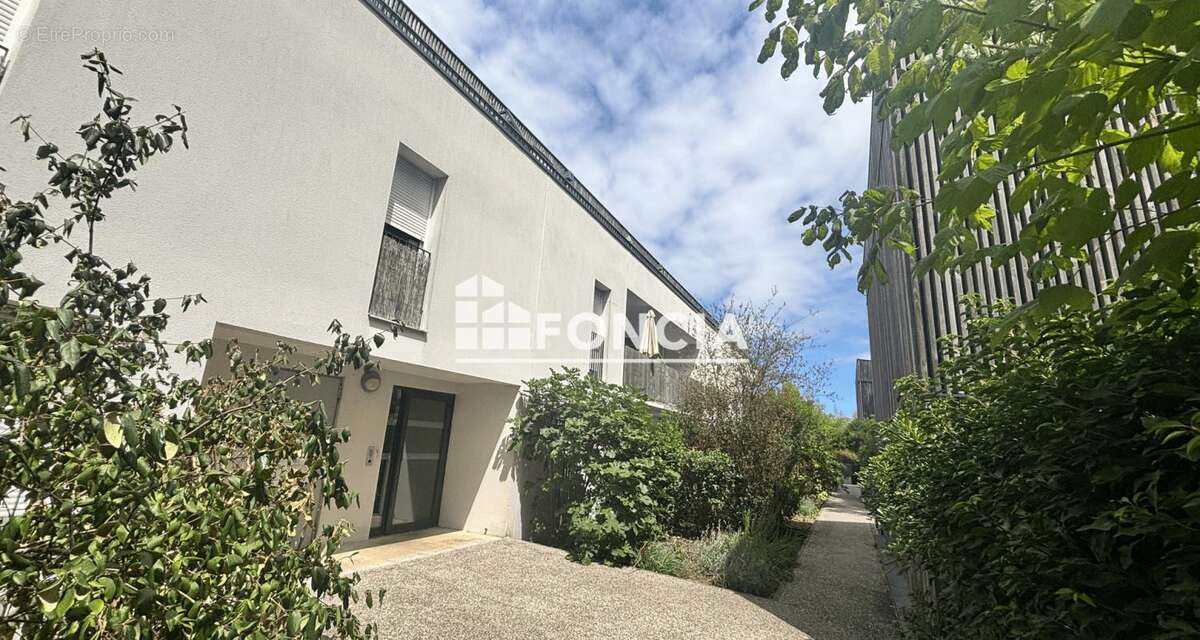 T2 loggia parking - LES EYQUEMS - photo 2