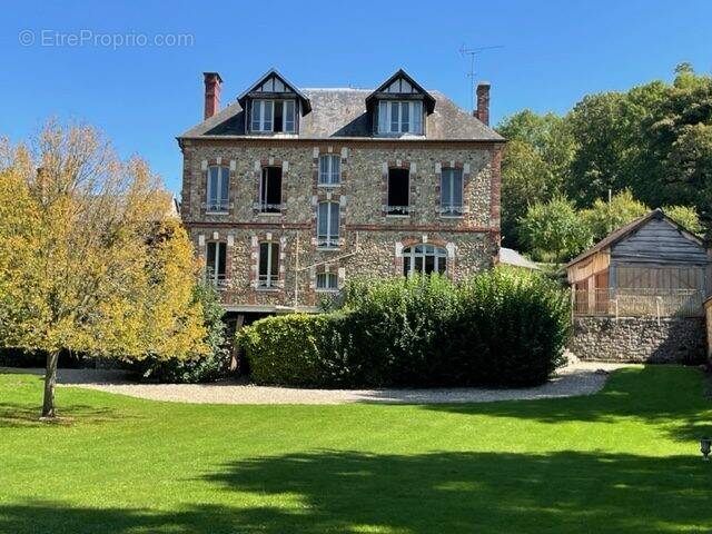 Maison à BERNAY