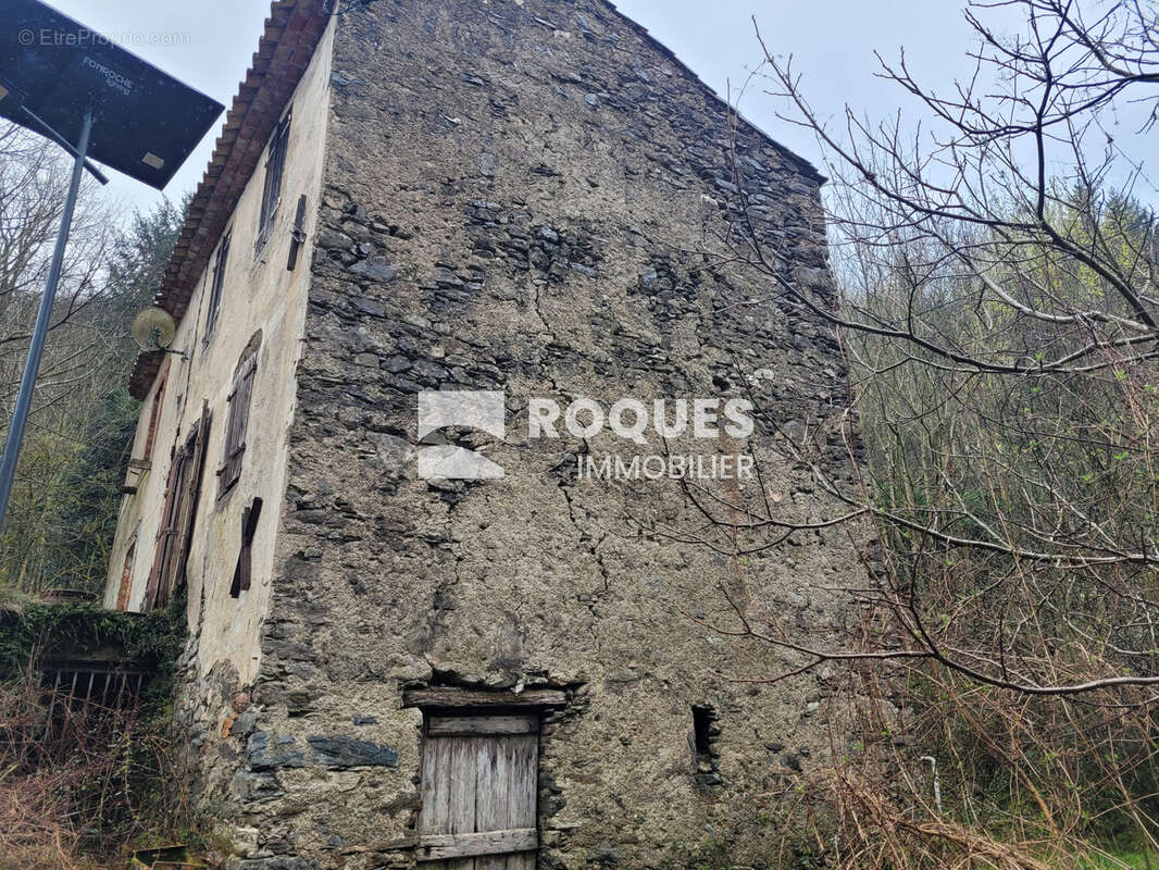 Maison à MELAGUES
