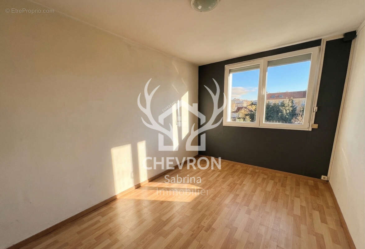 Appartement à CHARLEVILLE-MEZIERES