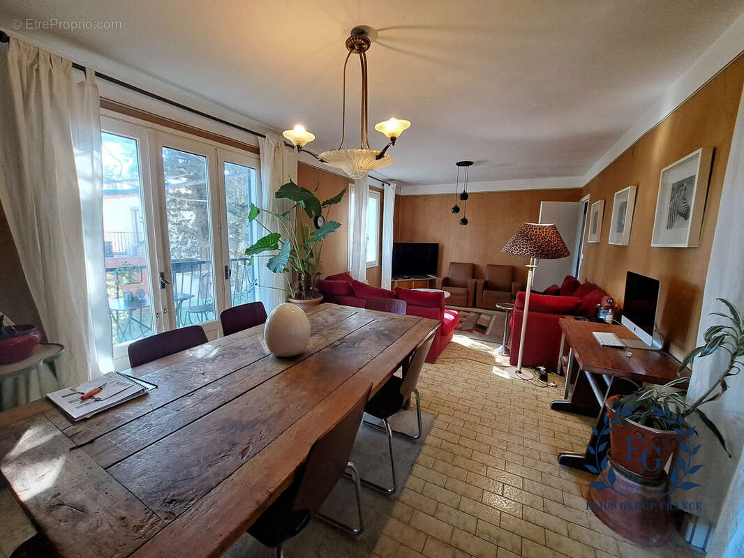 Maison à SAINT-JEAN-DE-VEDAS