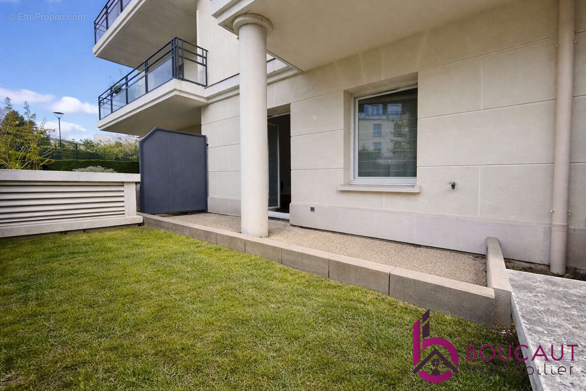 Appartement à LE PLESSIS-ROBINSON