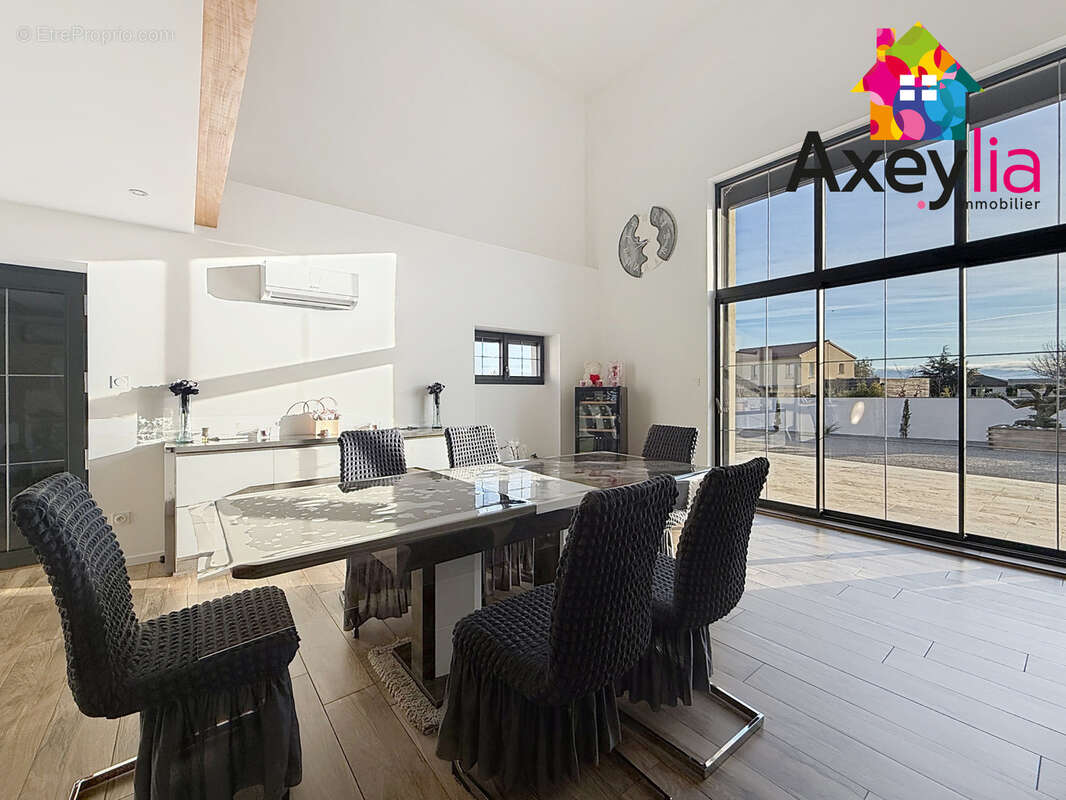 Appartement à AMBIERLE