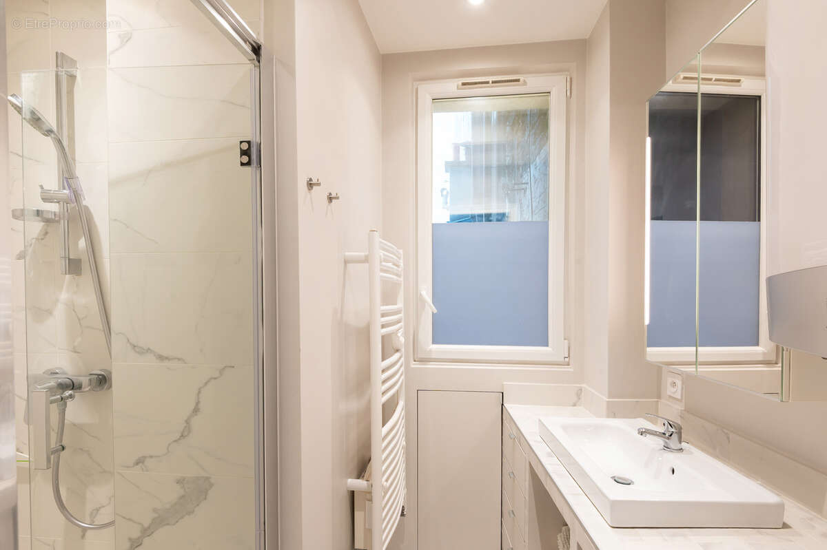 Appartement à PARIS-6E