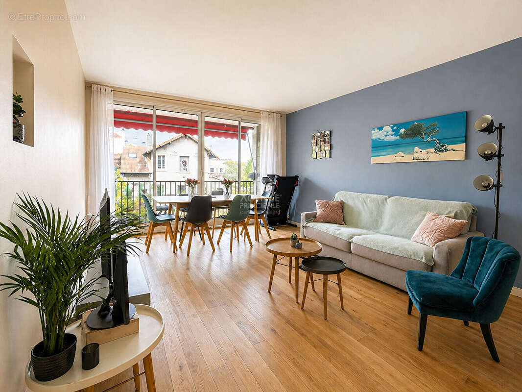 Appartement à CHAVILLE