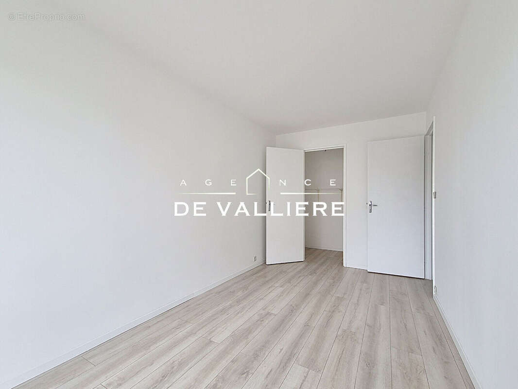 Appartement à NANTERRE