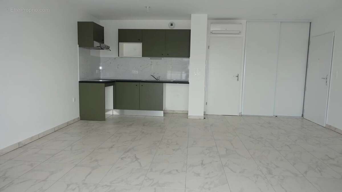 Appartement à AUZEVILLE-TOLOSANE