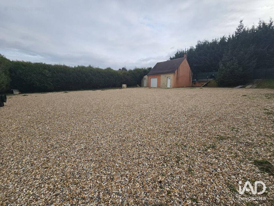 Photo 1 - Terrain à CHAMBOURCY