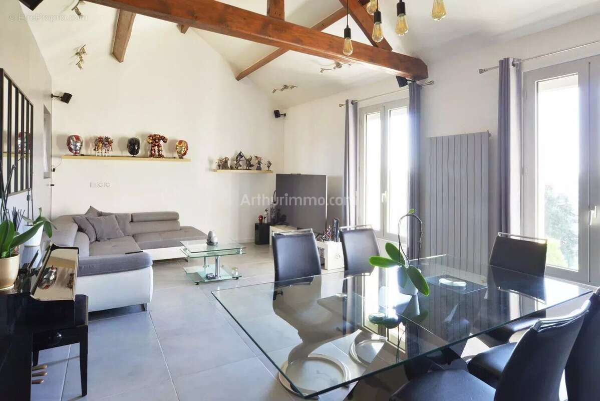 Maison à VILLENEUVE-SAINT-GEORGES