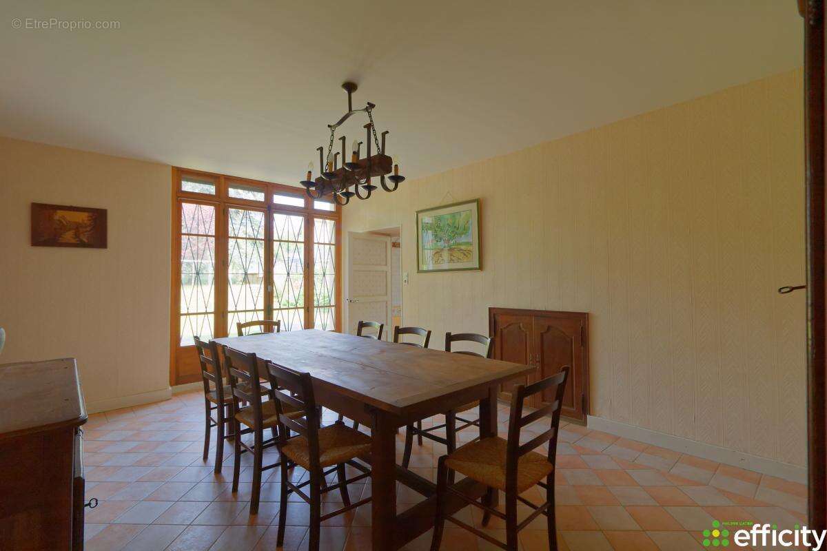 Maison à VILLEDIEU