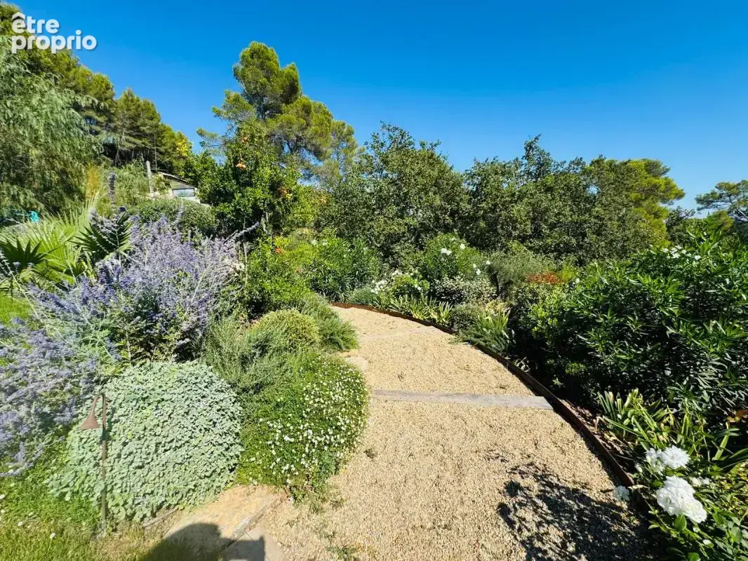 Somptueuse villa  contemporaine neuve -vue panoramique -t4 1 - photo 10