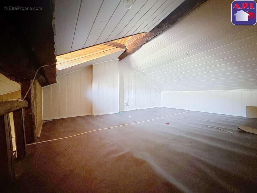 Maison à LES CABANNES