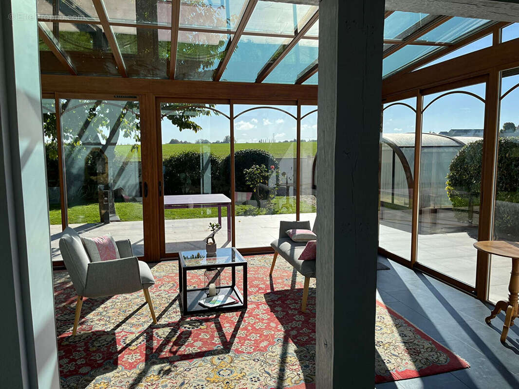 Maison à FONTAINE-ETOUPEFOUR