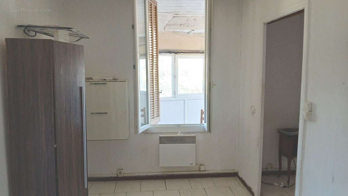 Appartement 35 m² à Marseille-3e  - photo 8