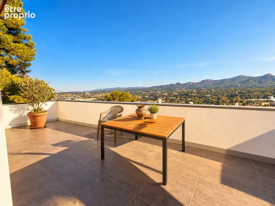 Maison 200 m2 avec vue sur Marseille   Calme absolu   Fort potentiel   La Millière - photo 5