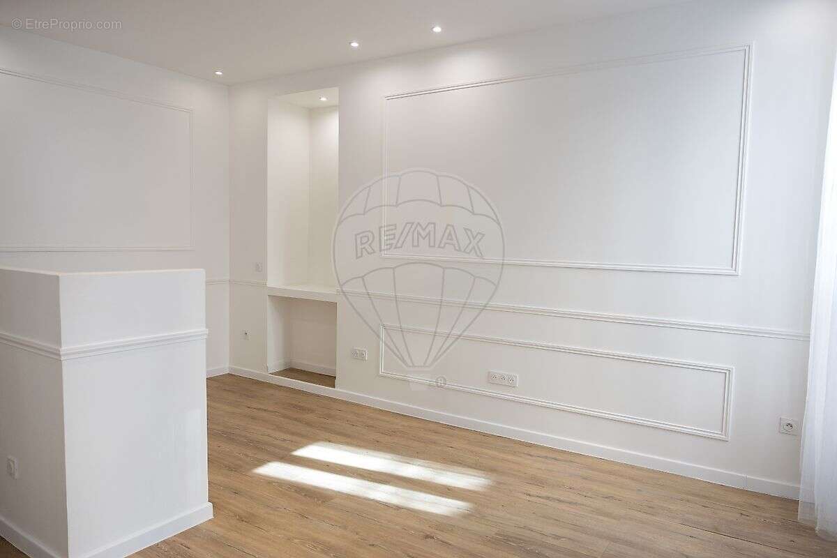 Appartement à MARSEILLE-4E