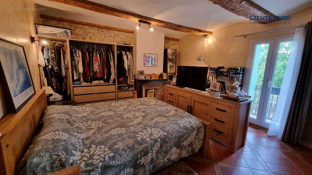 Maison à SATURARGUES