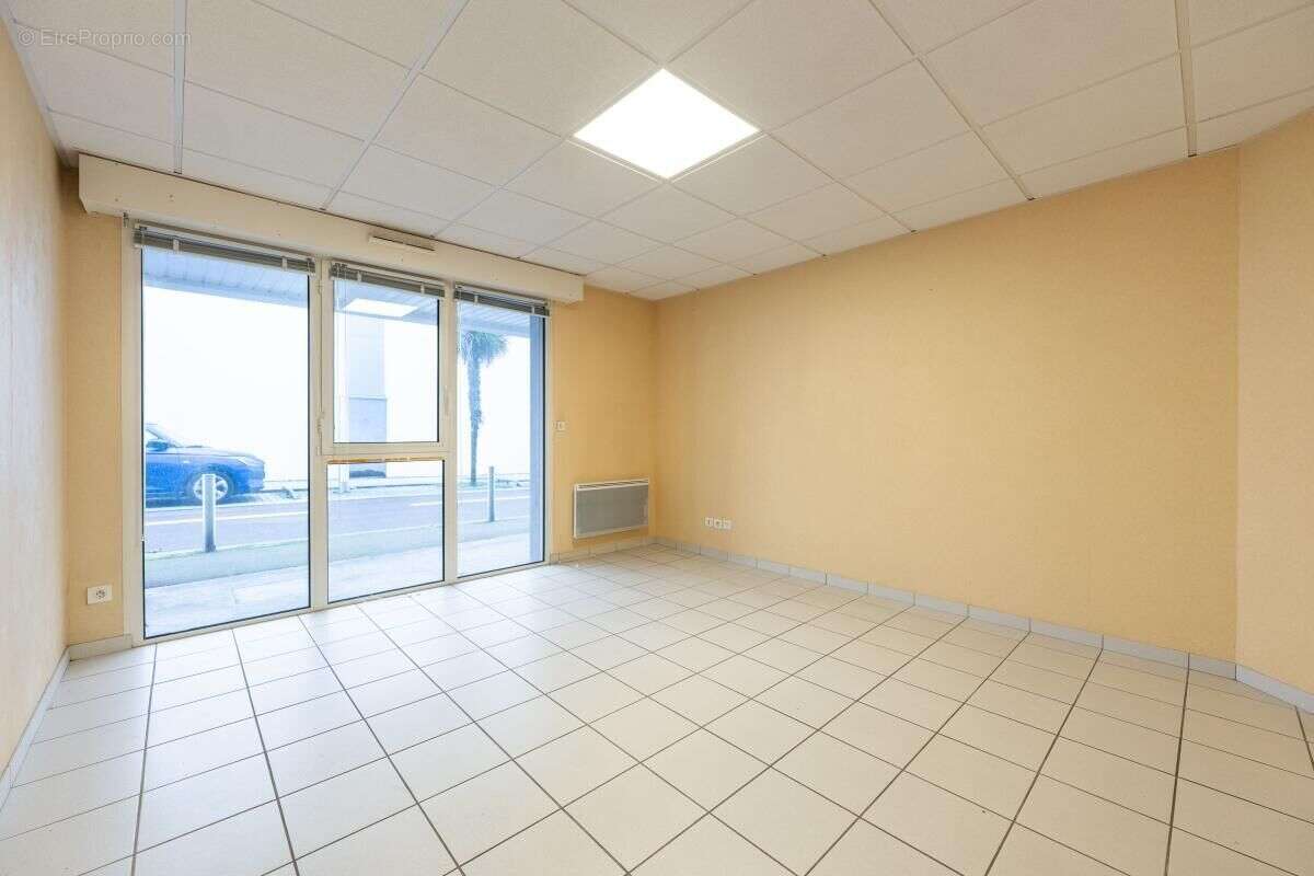 Photo 6 - Commerce à SAINT-NAZAIRE