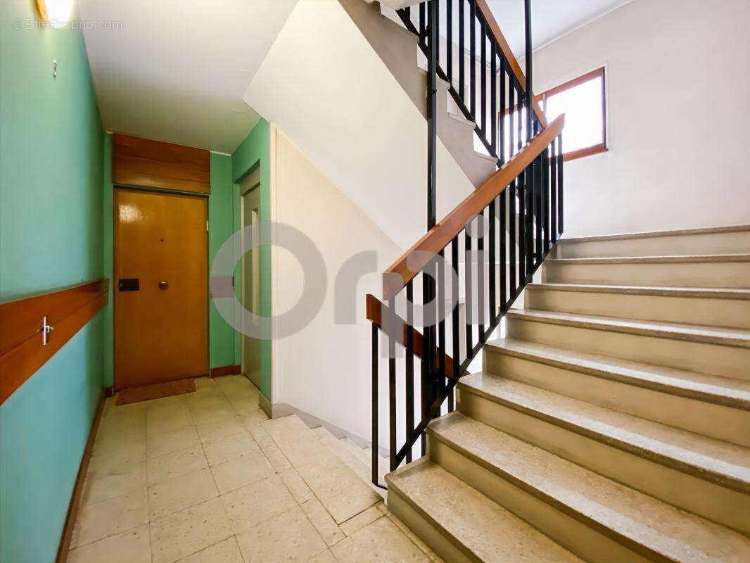 Appartement à PARIS-12E