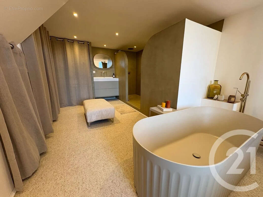Appartement à HYERES