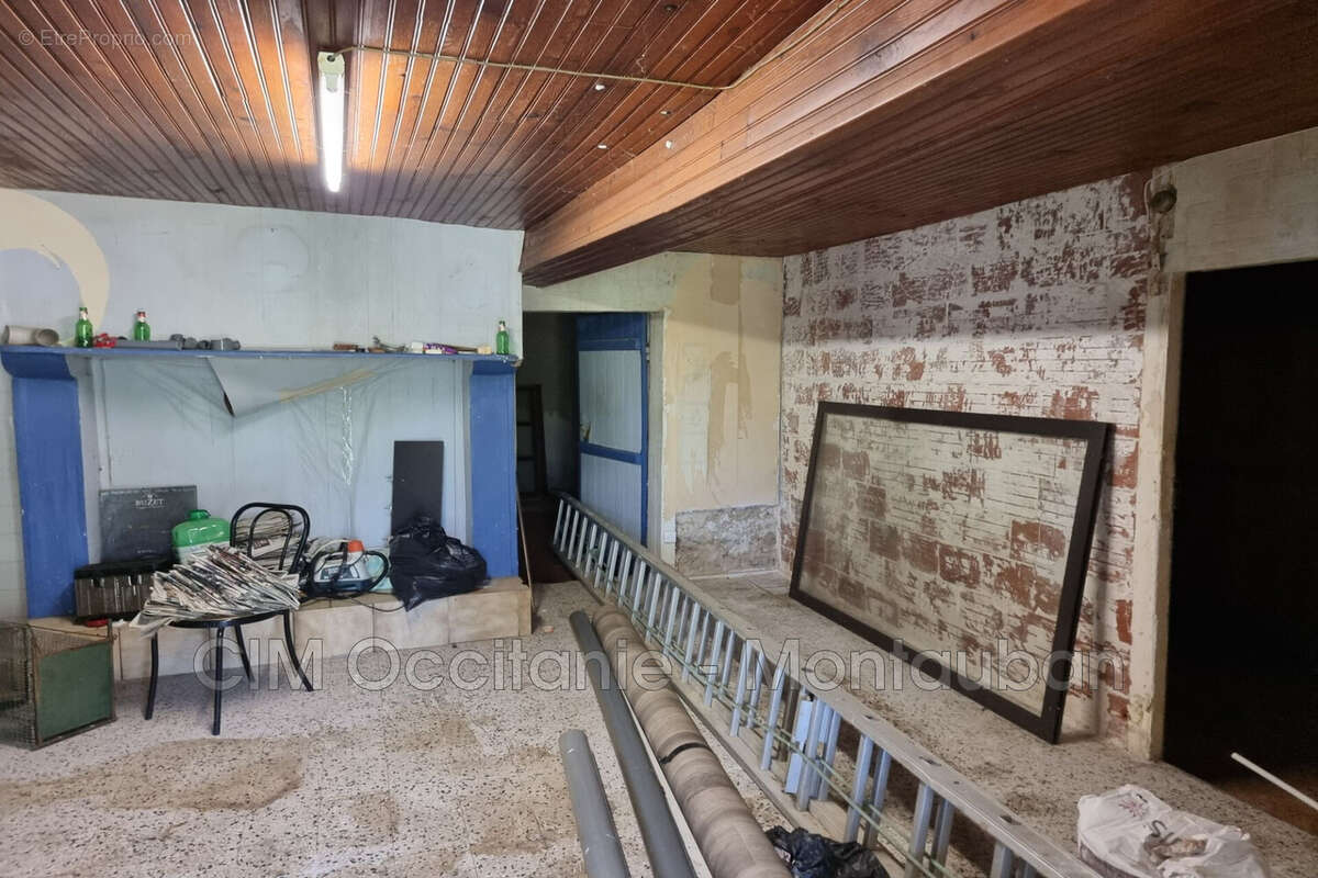 Maison à VILLEFRANCHE-DU-QUEYRAN