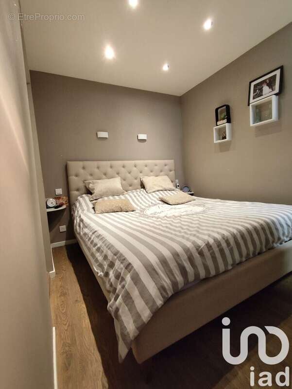 Photo 8 - Maison à CHATENAY-SUR-SEINE