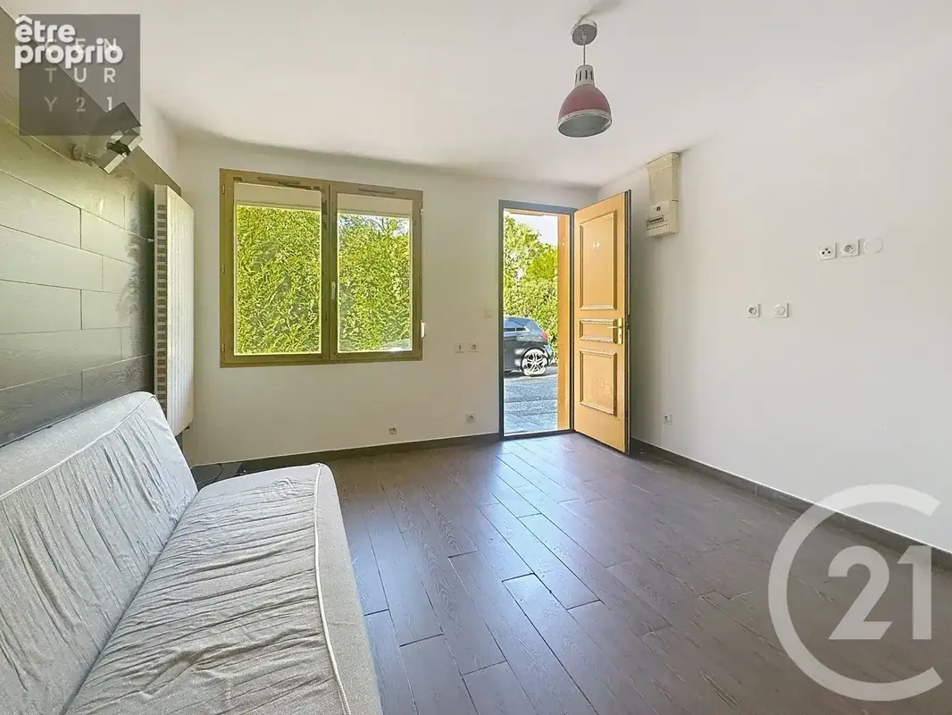 Appartement 1 pièce 18 m² à vendre à Sainte-Savine (10300) - photo 3