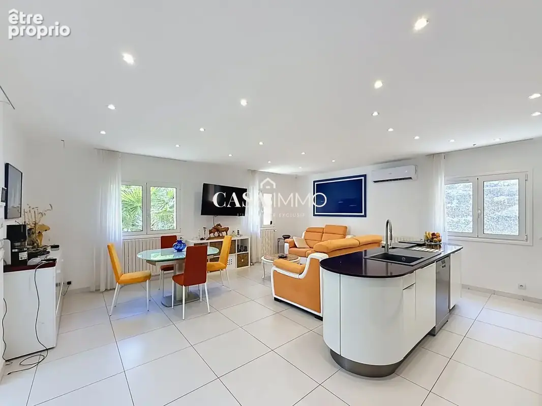 Maison 104 m² à Hyeres  - photo 2
