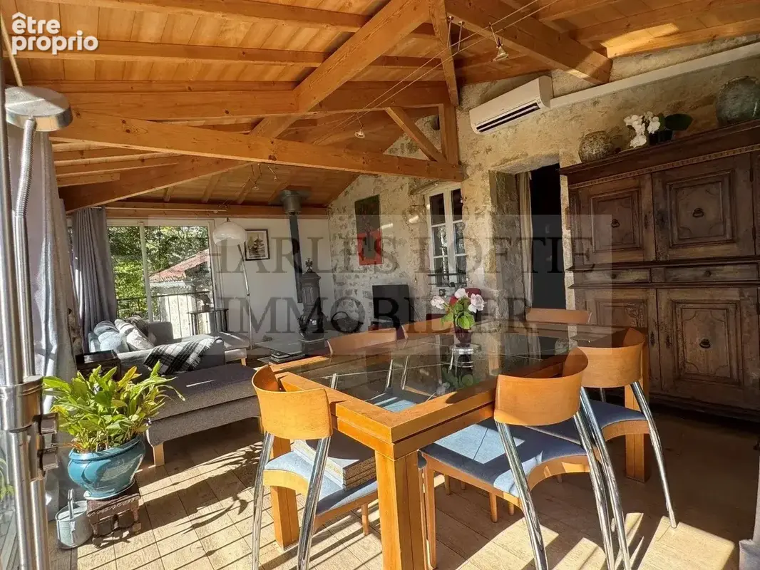 Propriété de caractère au cœur de 17 hectares de nature, avec maison principale, gîtes et piscine - photo 52