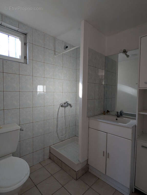 Appartement à SALERNES