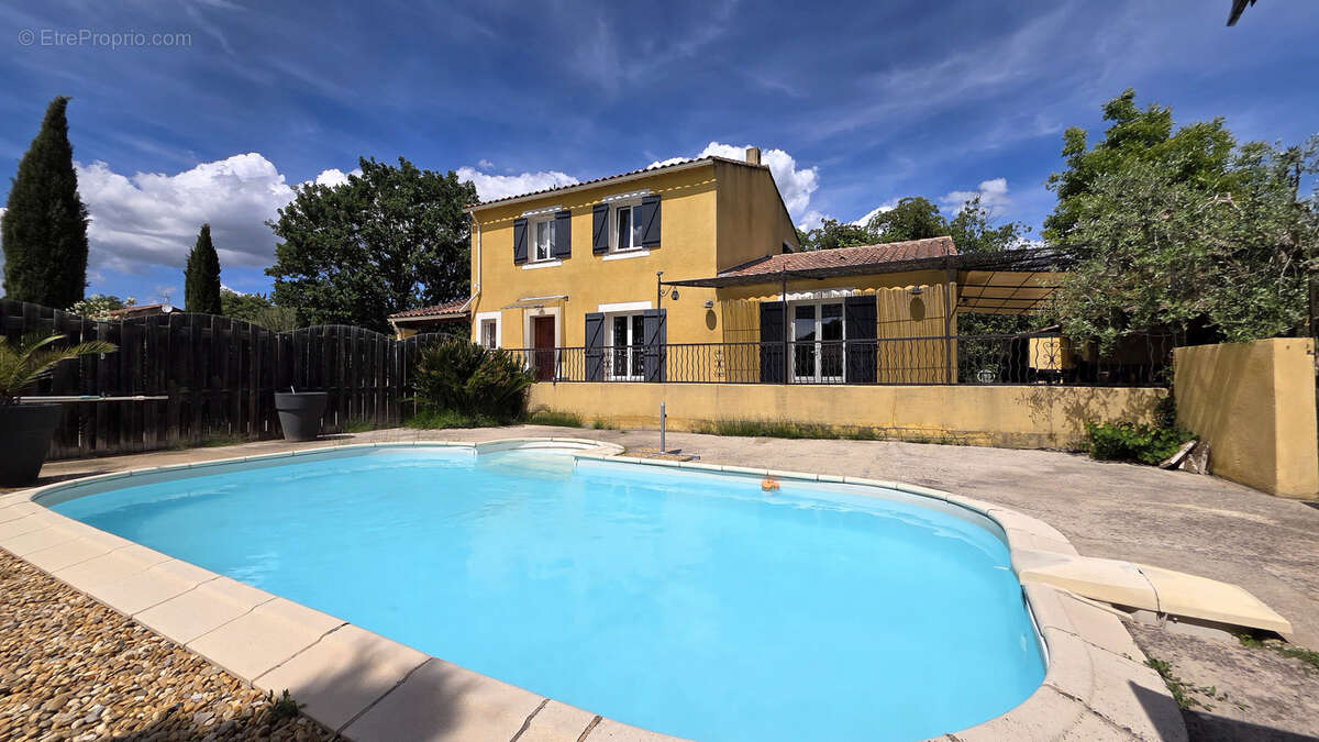 Maison à LAURIS