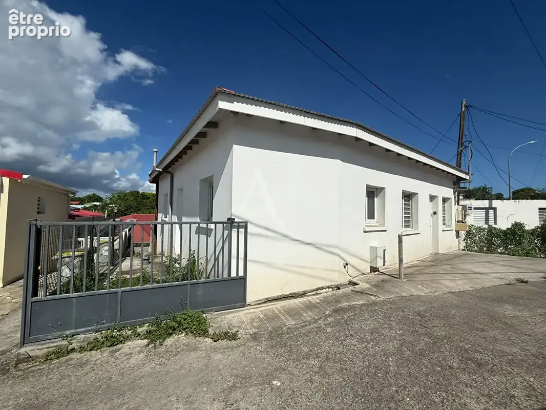 Maison à LE GOSIER