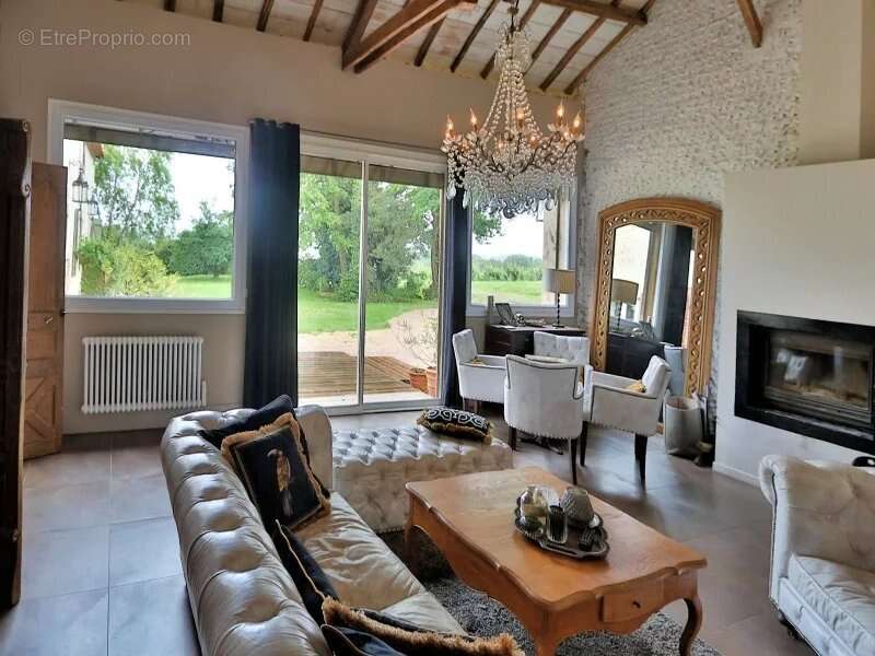 Ancienne ferme avec 6 chambre en très bonne état sur plus d'un hectare - photo 14