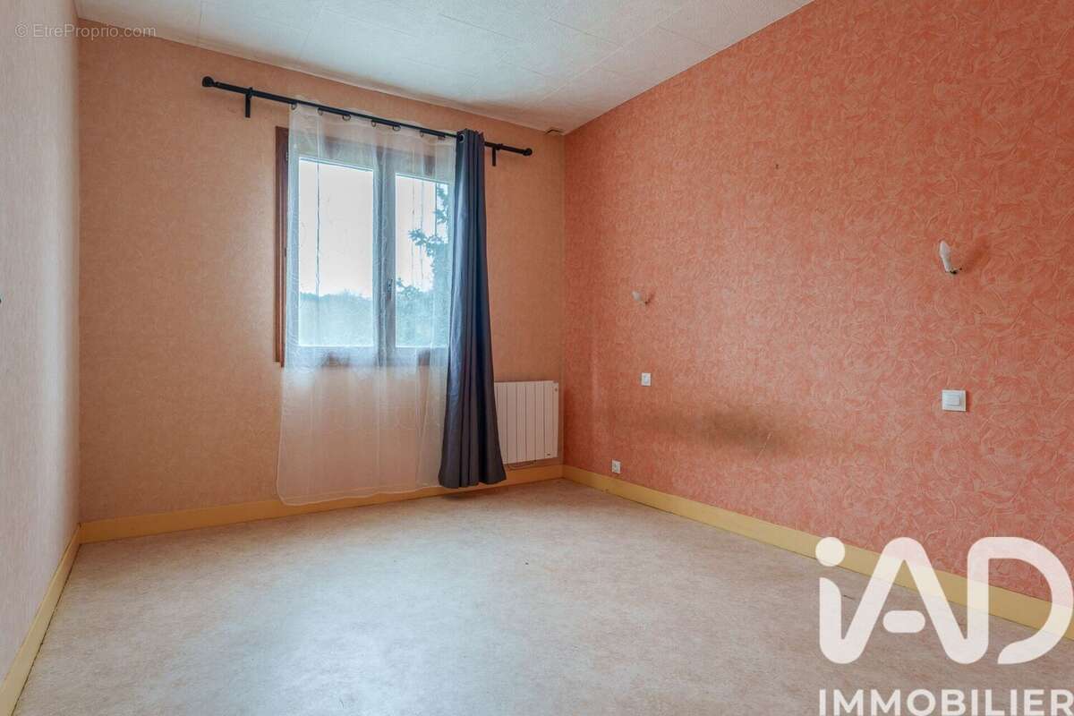 Maison 196 m² à La Membrolle-Sur-Choisille  - photo 9
