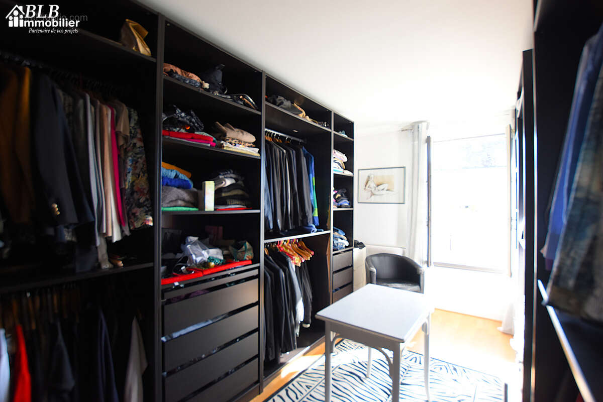 Appartement à EPERNON