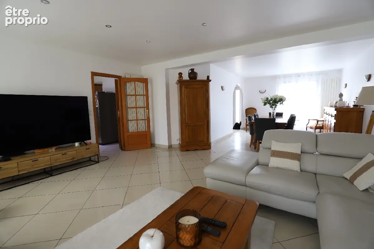 Maison 151 m² à Pontault-Combault  - photo 4
