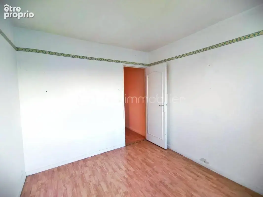 Beau t2 de 46m² face a la gare - photo 7