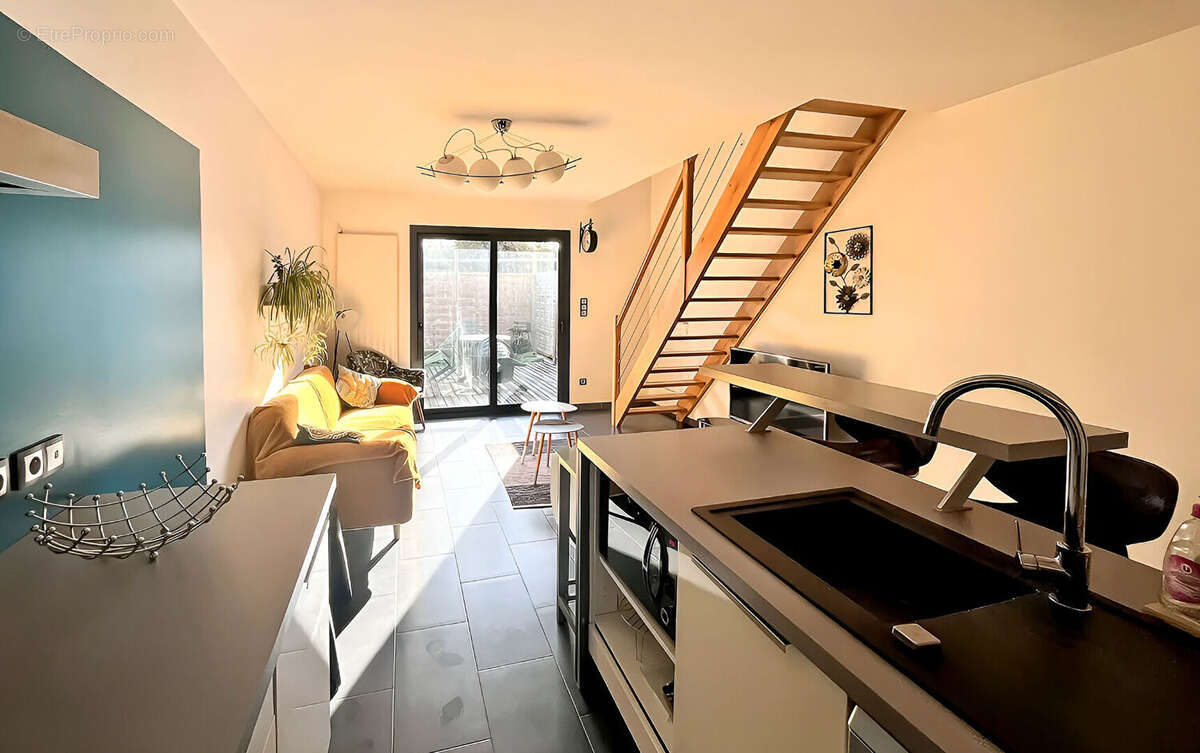 Maison à SAINTE-SOULLE