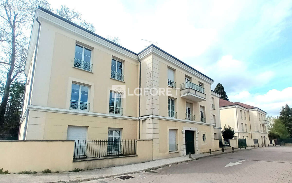 Appartement à LUZARCHES