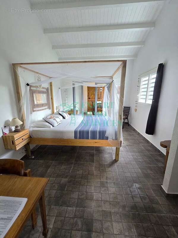 Maison à GRAND-BOURG