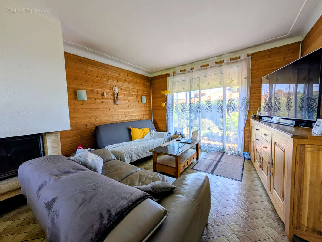 Maison à LES HERBIERS