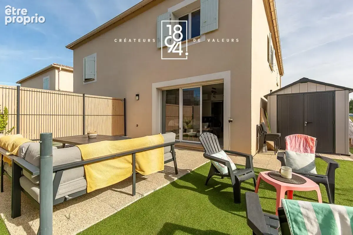 Maison récente de 65 m² avec jardin intimiste - photo 1