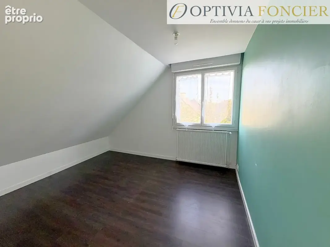 Propriété T7 1421 m2 avec sous-sol complet (100 m2) et 4 200 m2 de terrain - photo 11