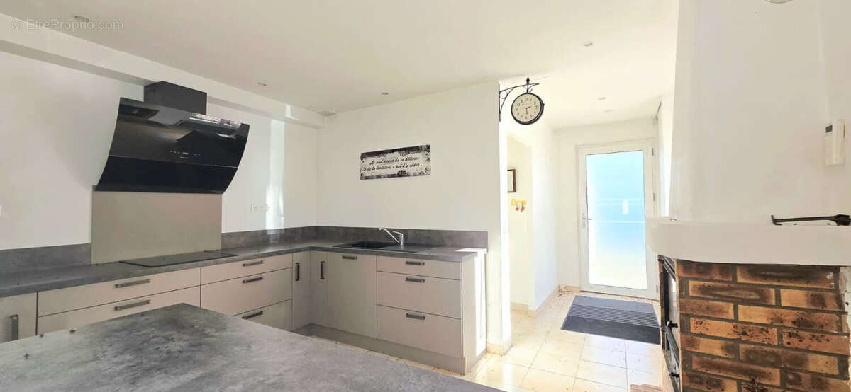 Maison à BELCASTEL-ET-BUC