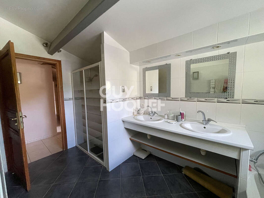 Coup de coeur : Villa 4 chambres sur 839 m² à Challans - photo 15