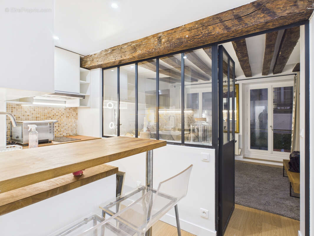 Appartement à PARIS-11E