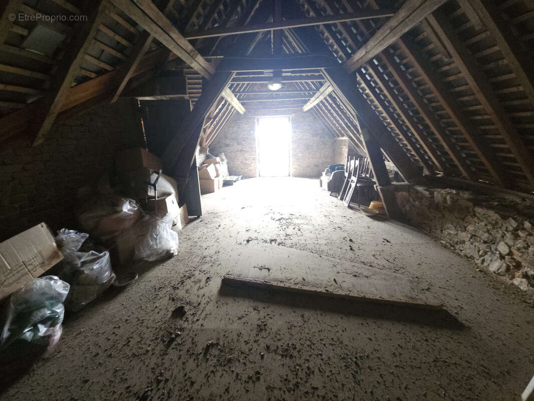 Maison à SAINT-GERMAIN-LES-BELLES