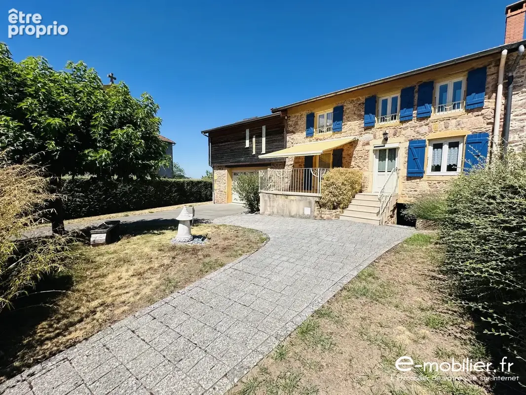 Maison 5 pièces 138 m² à vendre à Belmont-De-La-Loire (42670) - photo 3
