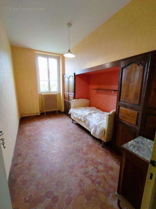 Maison De Pays Chambon 4 pièce(s)  grandes dépendances - photo 14